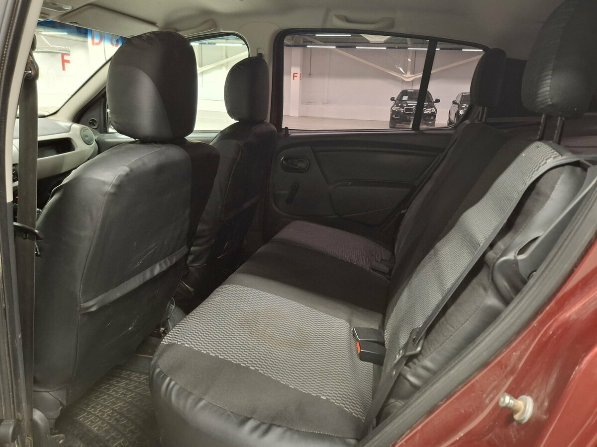 Б/У Рено Сандеро 2014 года. Фото: #11