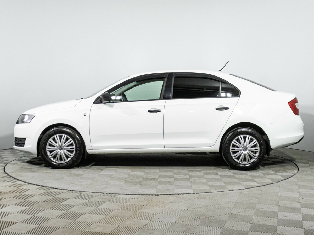 Б/У Шкода Рапид 2015 года. Фото: #7