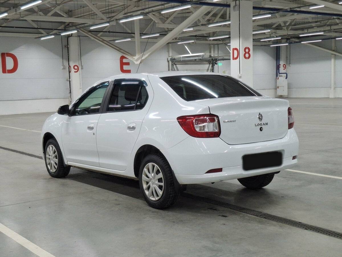 Б/У Рено Логан 2017 года. Фото: #6