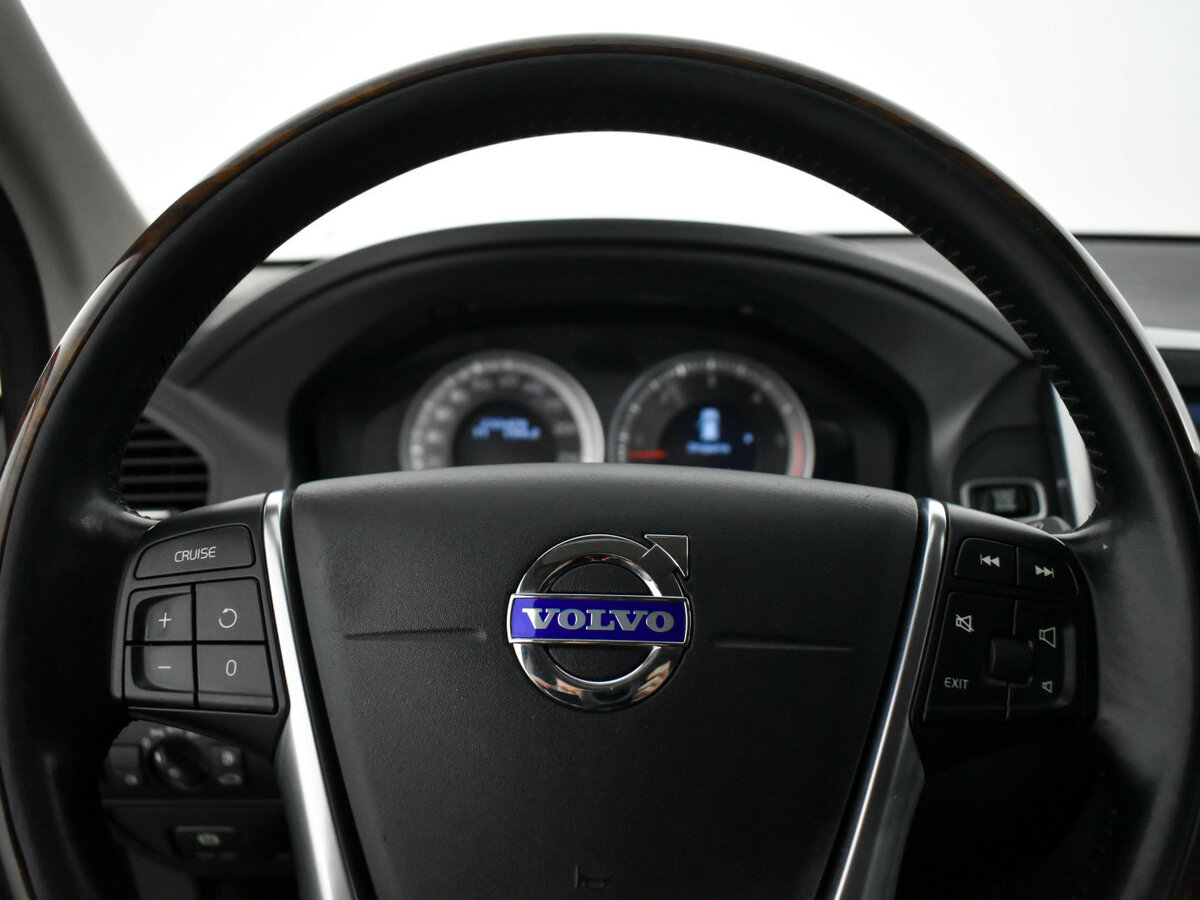 Б/У Вольво ИксЦ60 2012 года. Фото: #16