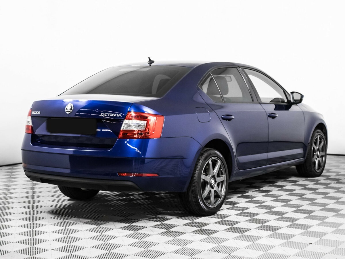 Б/У Шкода Октавия 2017 года. Фото: #3
