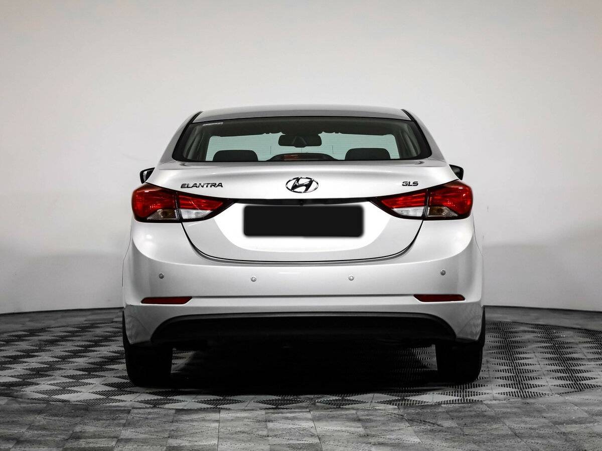 Б/У Хендай Елантра 2015 года. Фото: #4