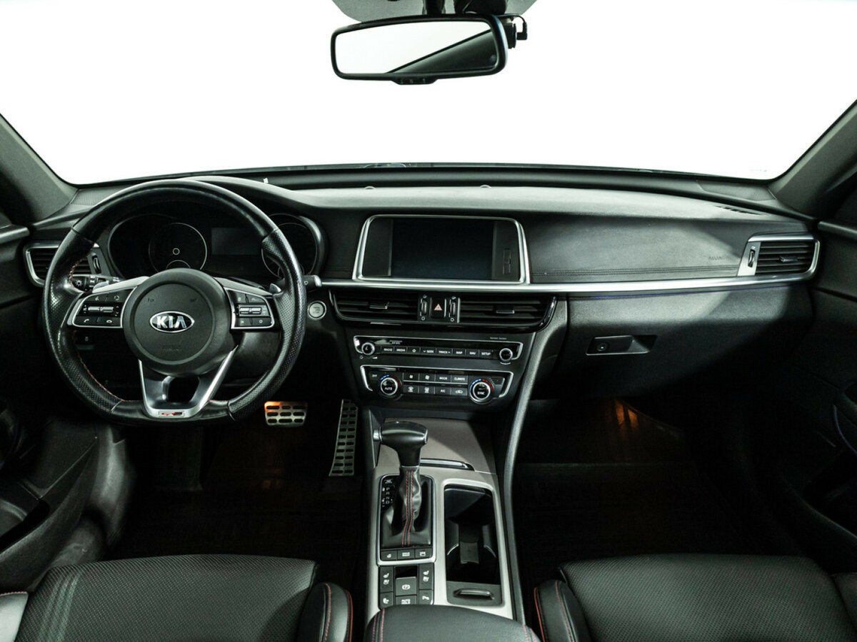 Б/У Киа Оптима 2018 года. Фото: #12