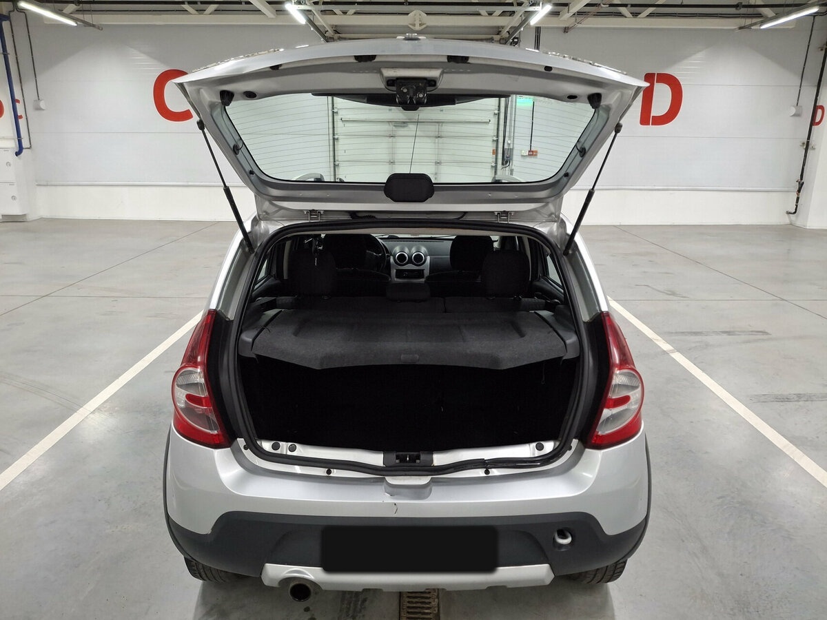 Б/У Рено Сандеро 2013 года. Фото: #9