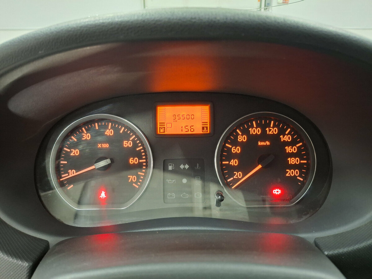 Б/У Рено Сандеро 2013 года. Фото: #12