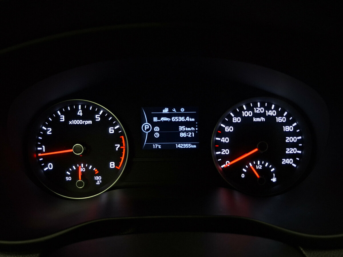 Б/У Киа Спортейдж 2018 года. Фото: #12