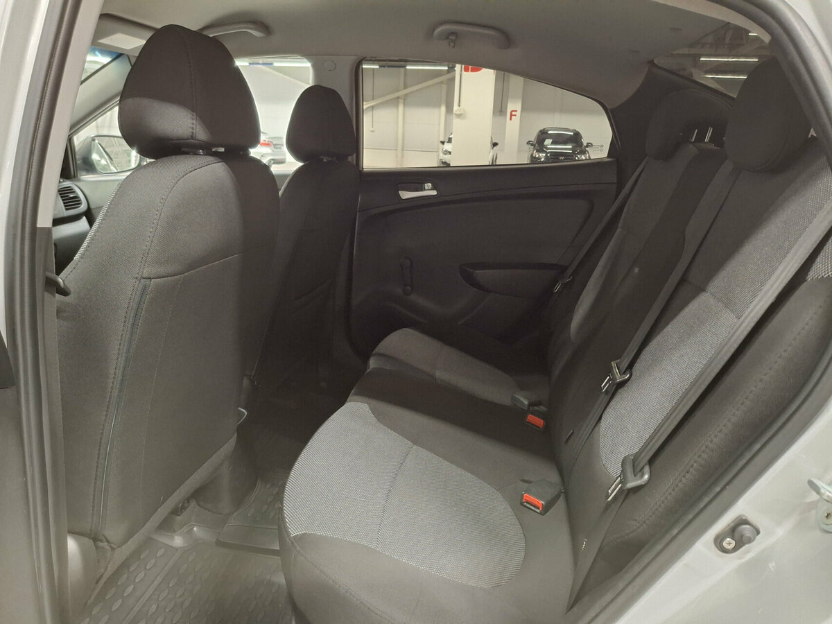 Б/У Хендай Солярис 2014 года. Фото: #11