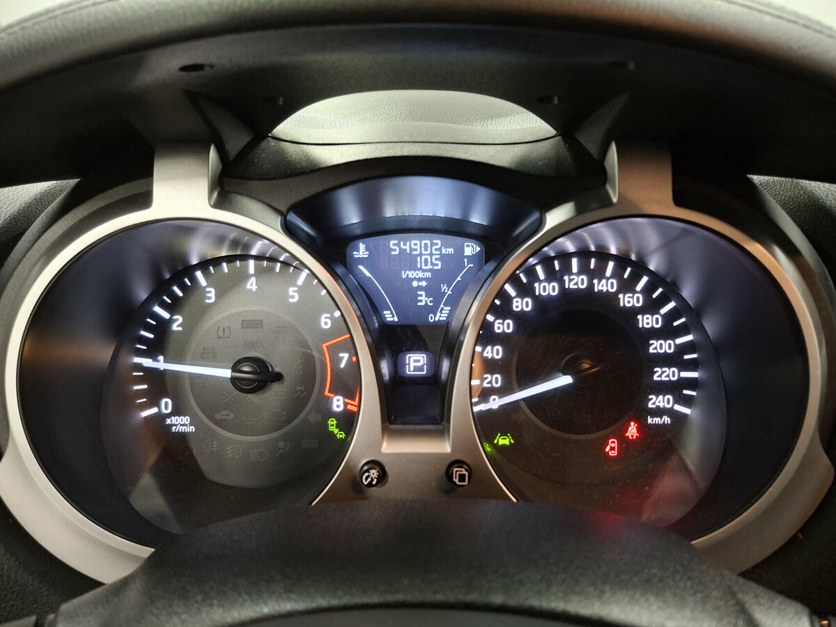 Б/У Ниссан Жук 2018 года. Фото: #12