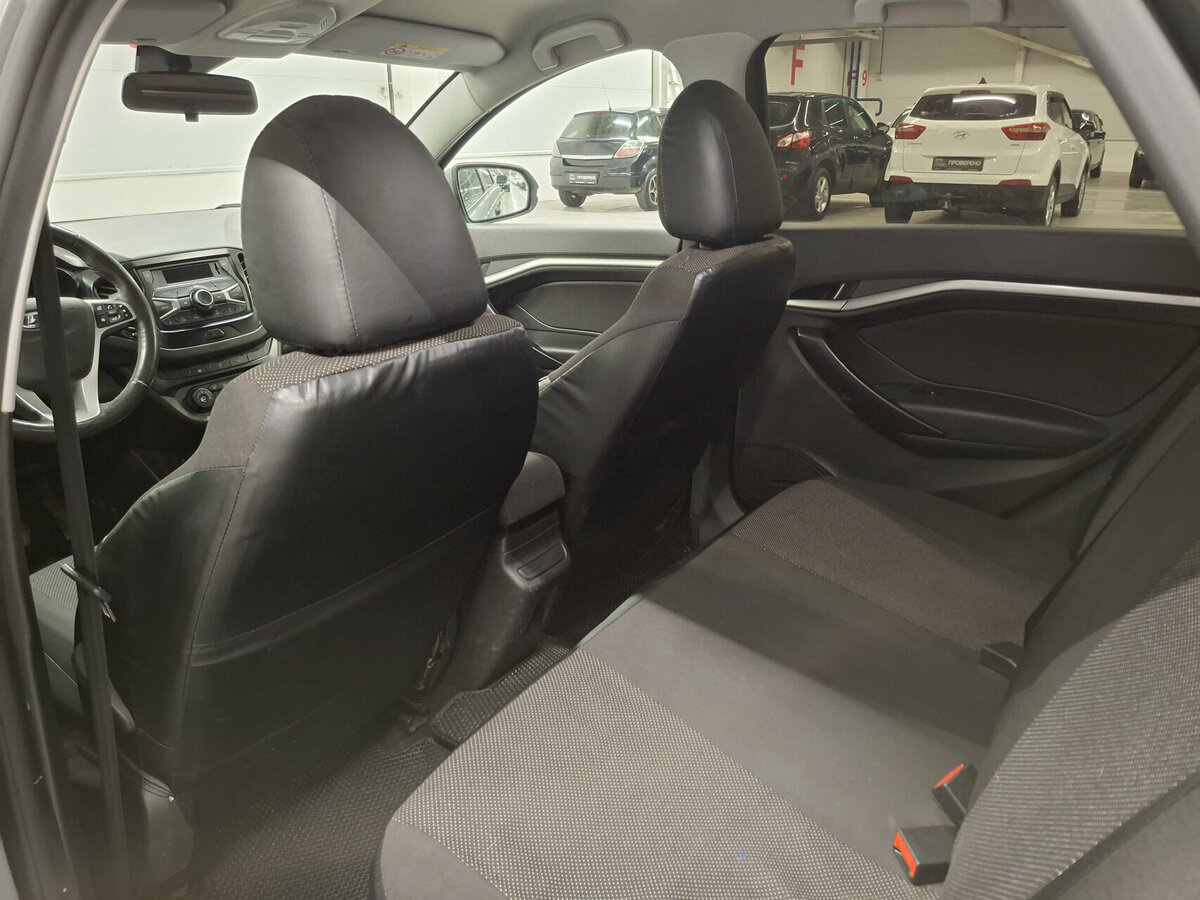 Б/У Лада (ВАЗ) Веста 2021 года. Фото: #11