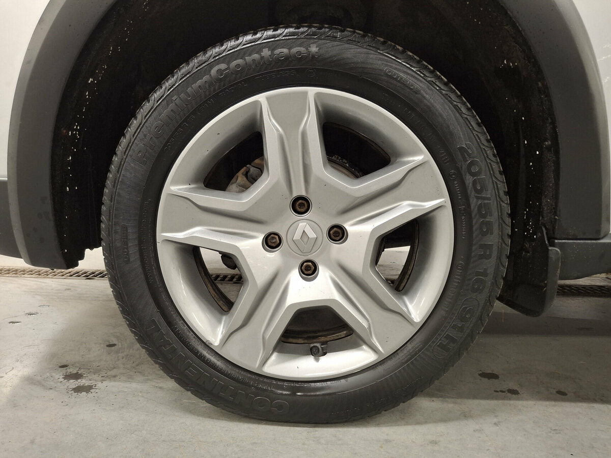 Б/У Рено Логан 2020 года. Фото: #14