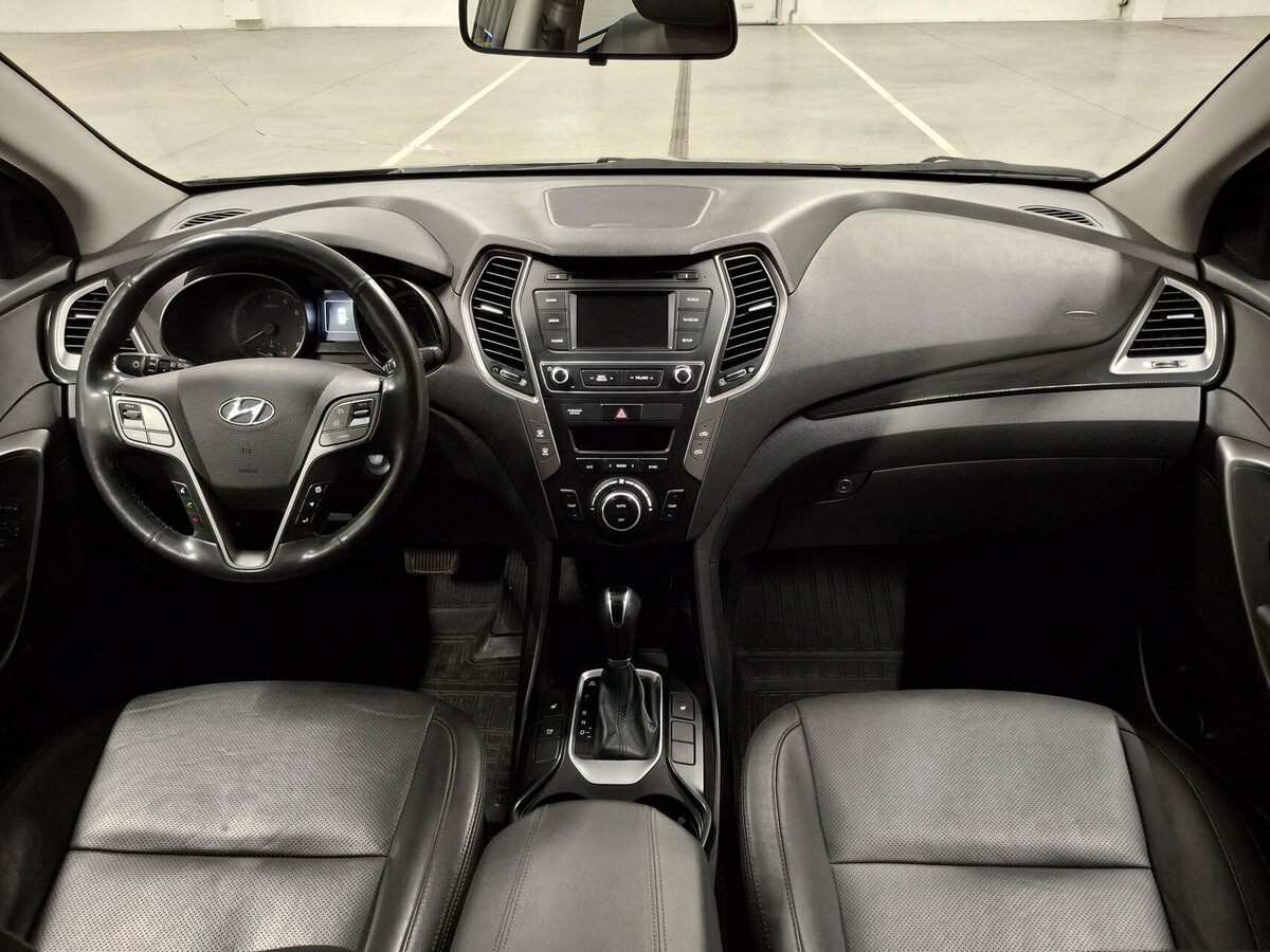 Б/У Хендай Санта Фе 2018 года. Фото: #13