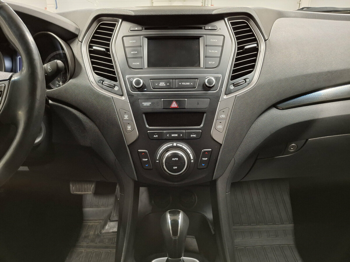 Б/У Хендай Санта Фе 2018 года. Фото: #14