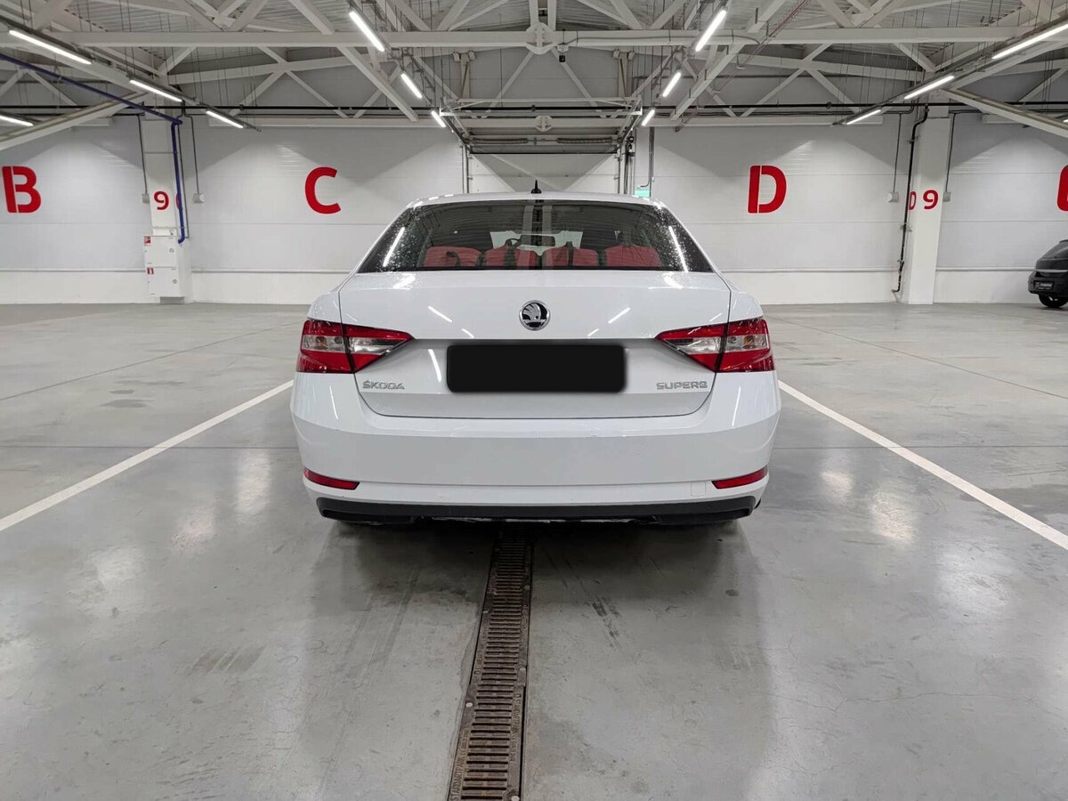 Б/У Шкода Суперб 2016 года. Фото: #5