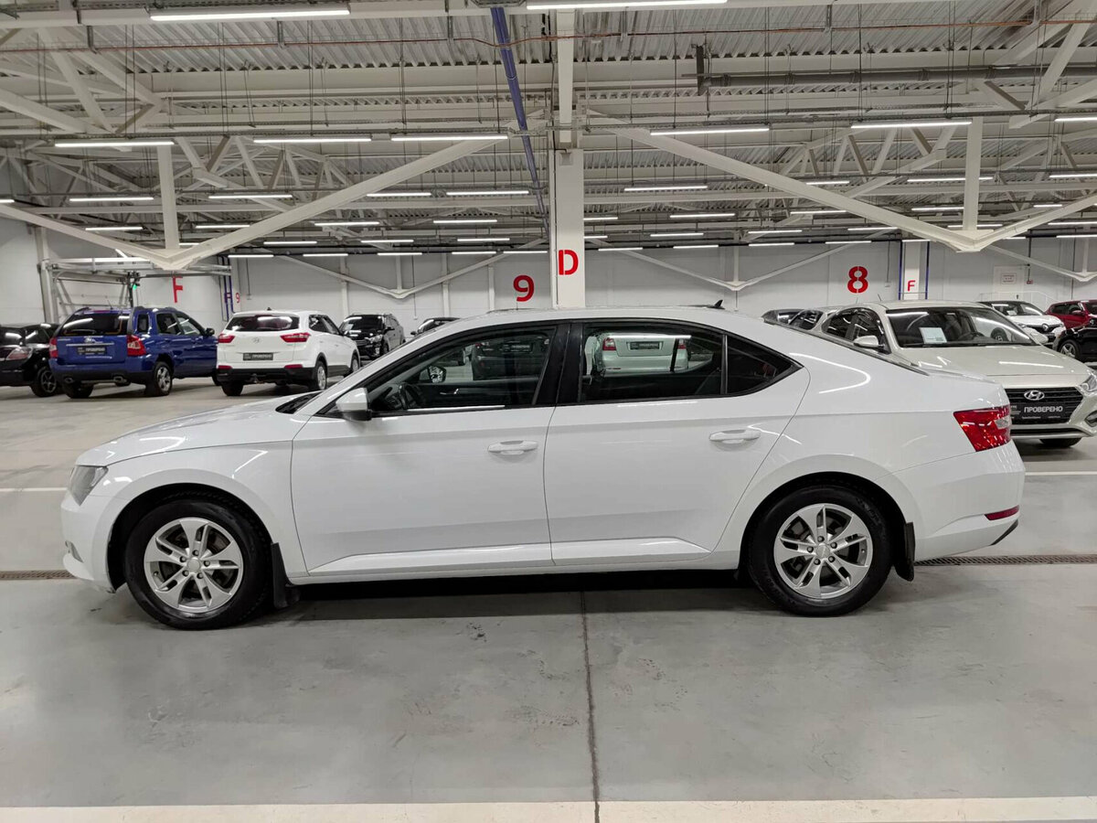 Б/У Шкода Суперб 2016 года. Фото: #7