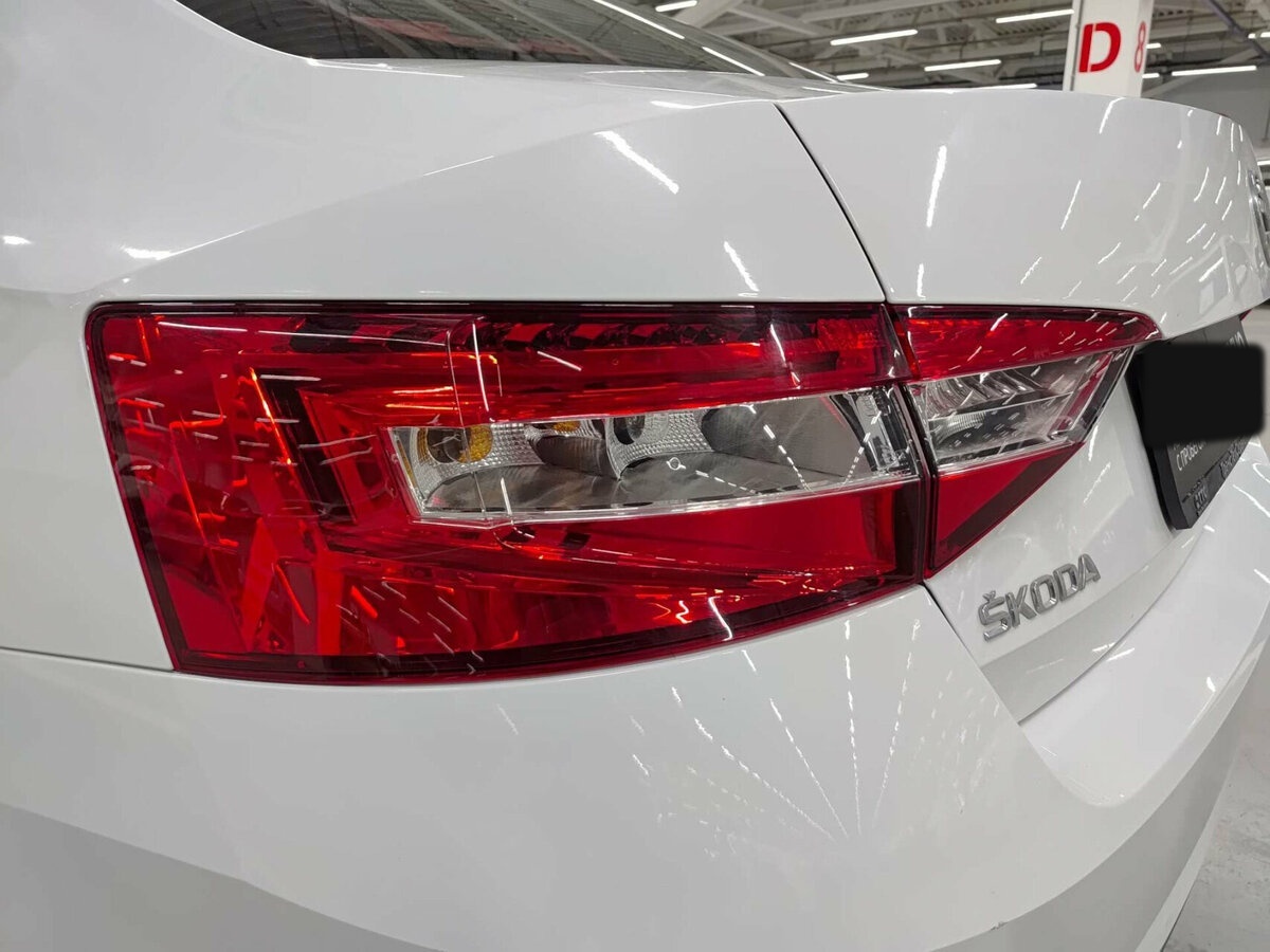 Б/У Шкода Суперб 2016 года. Фото: #8