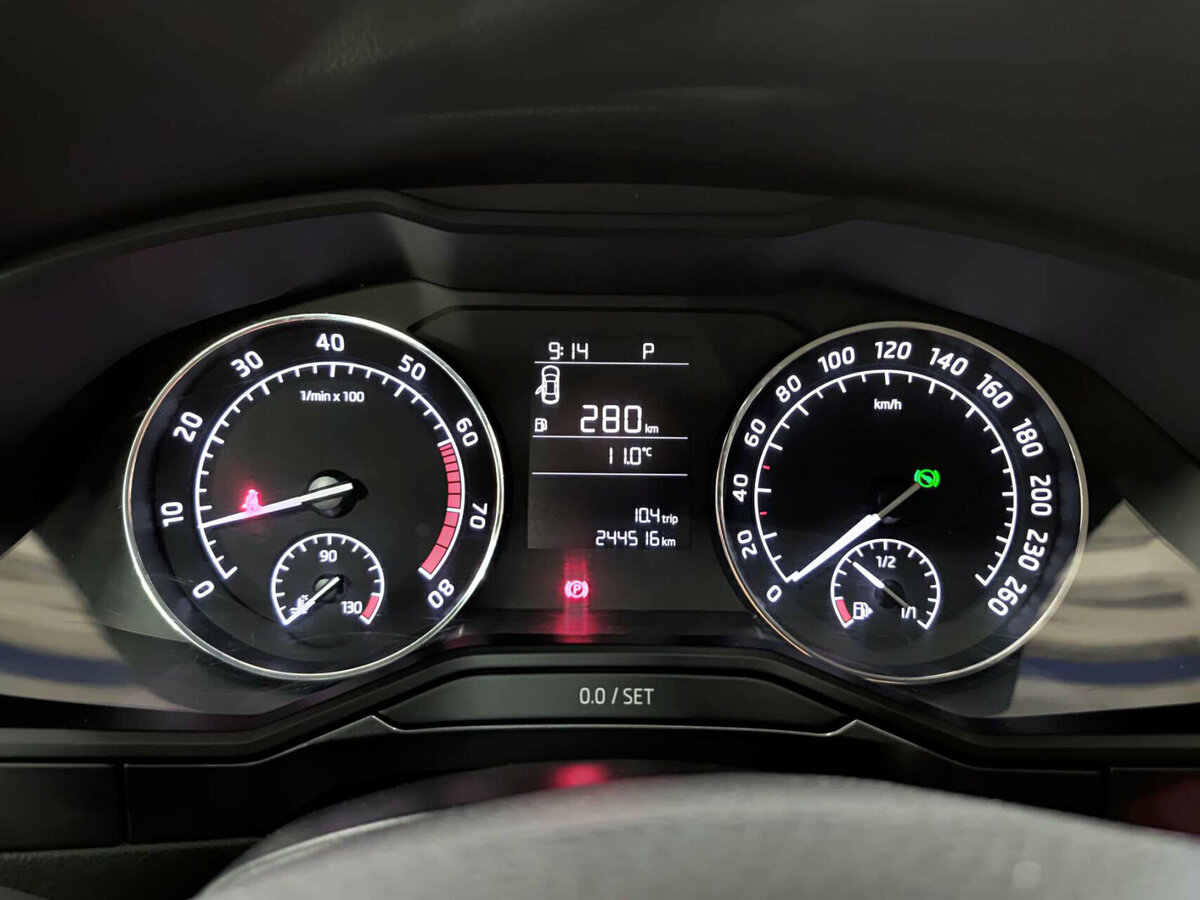 Б/У Шкода Суперб 2016 года. Фото: #12