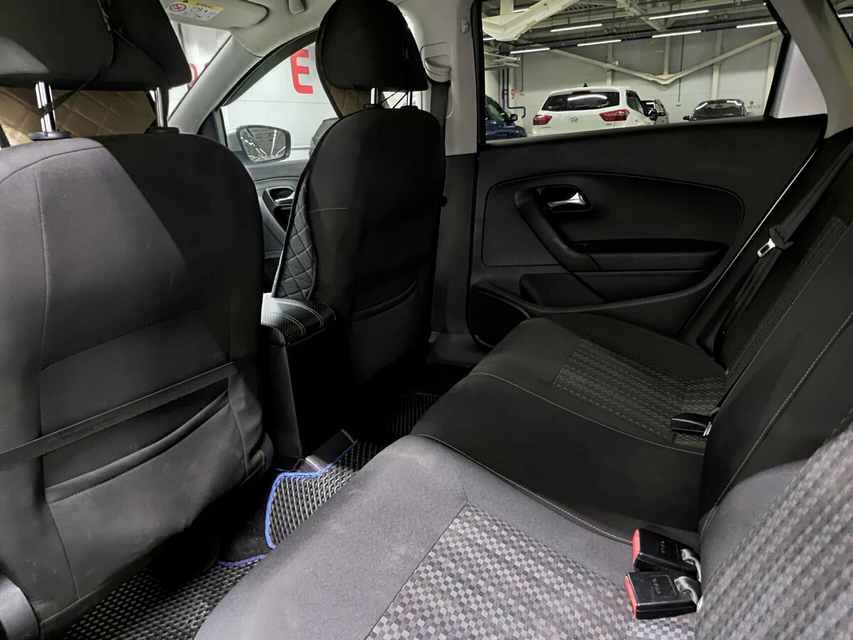 Б/У Фольксваген Поло 2015 года. Фото: #11