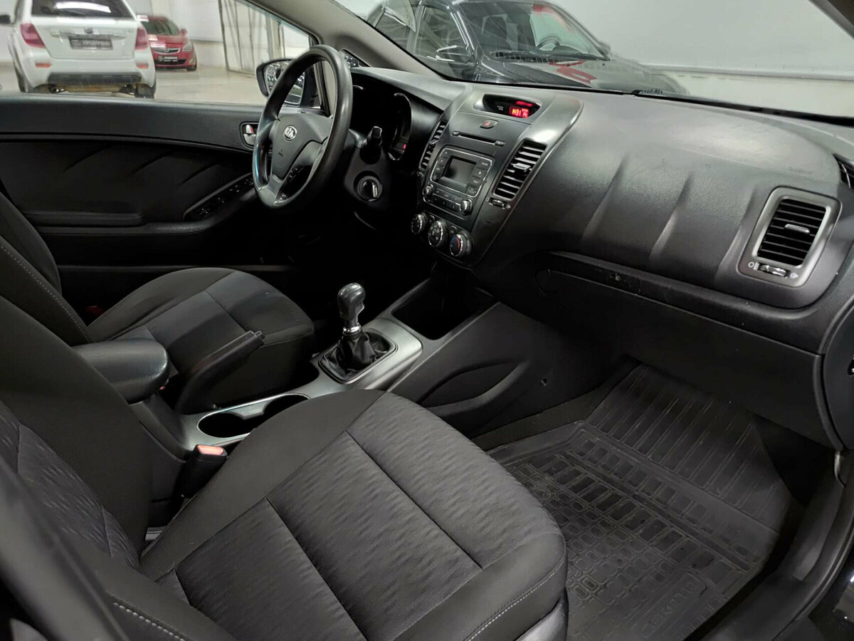 Б/У Киа Церато 2013 года. Фото: #12