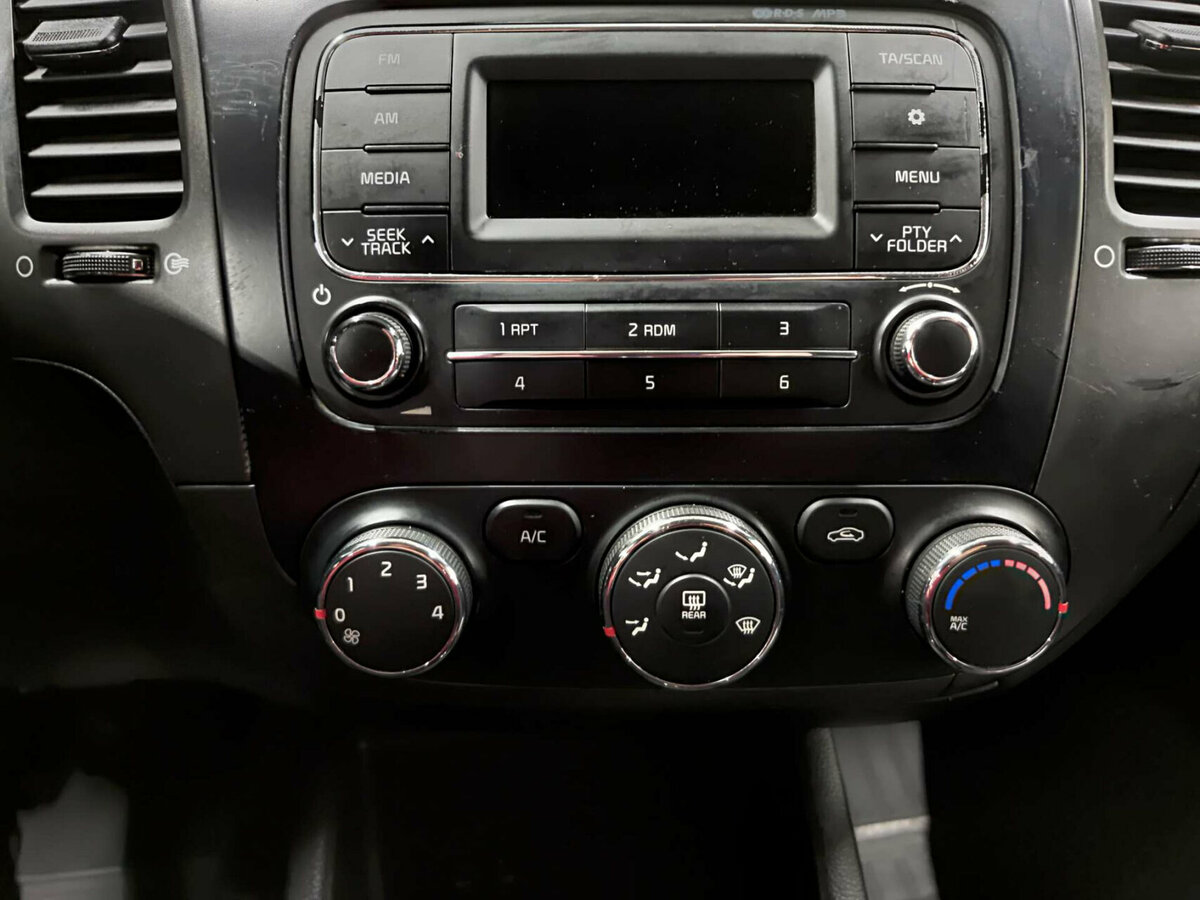 Б/У Киа Церато 2013 года. Фото: #17