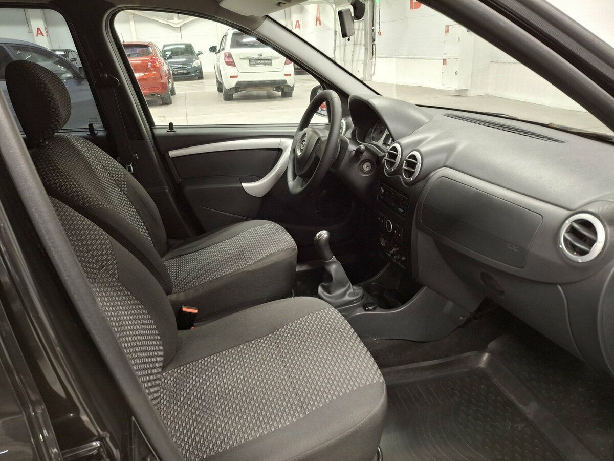 Б/У Лада (ВАЗ) Ларгус 2019 года. Фото: #10