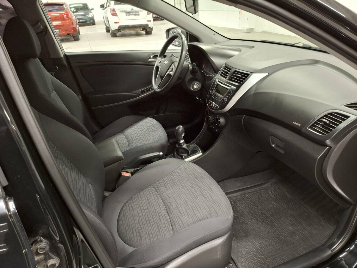 Б/У Хендай Солярис 2016 года. Фото: #10