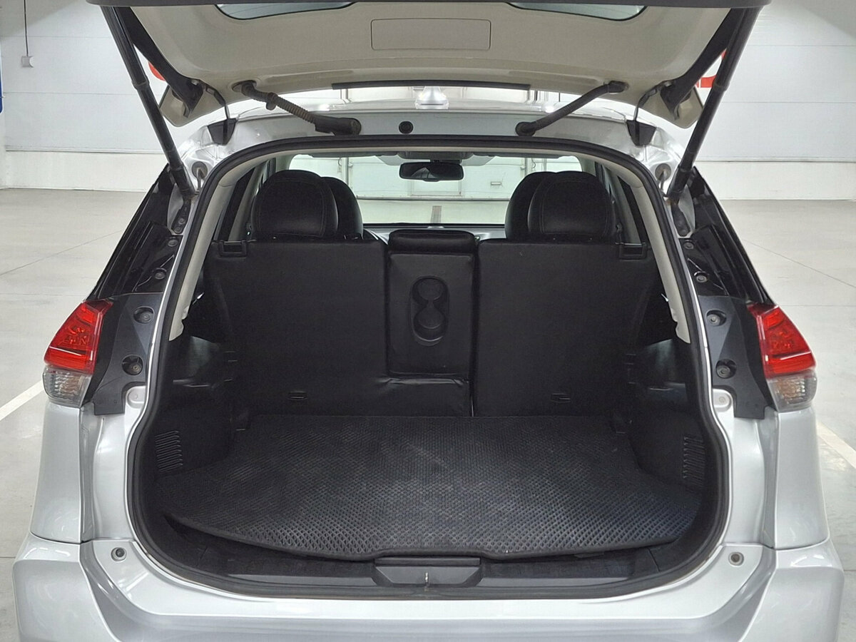 Б/У Ниссан Икс-Трейл 2019 года. Фото: #9