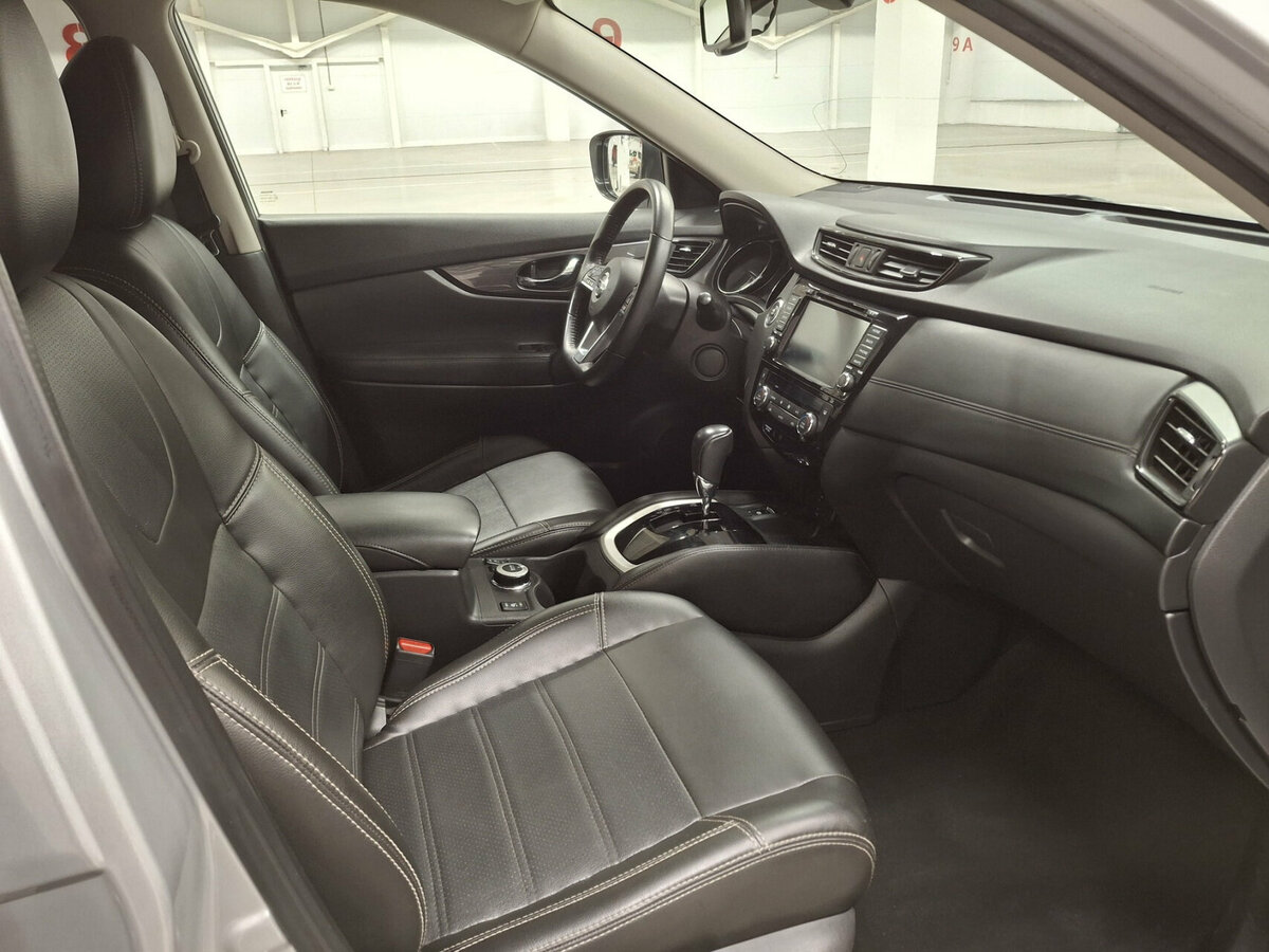 Б/У Ниссан Икс-Трейл 2019 года. Фото: #10